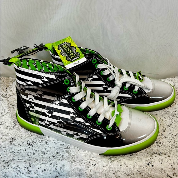 NWT BeetleJuice Theme Women’s High Top Canvas Sneakers / Size 11 - Picture 1 of 11